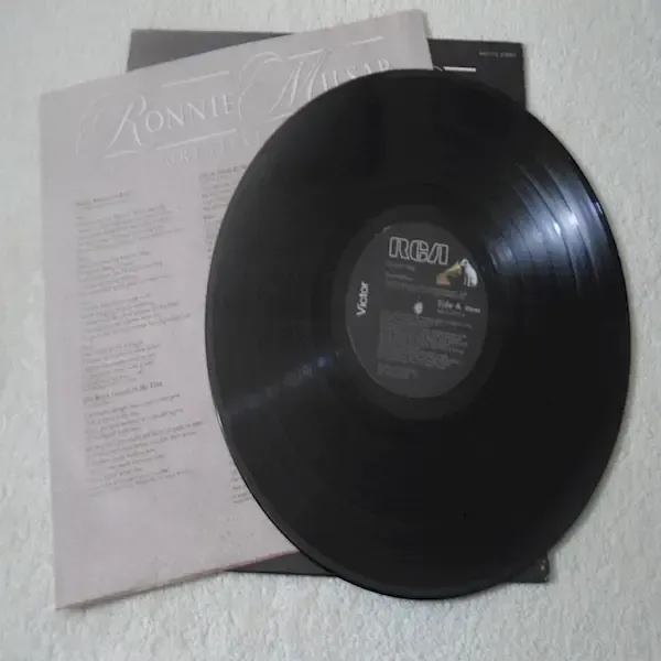 Ronnie Milsap - Greatest Hits LP Vinyl Record For Sale