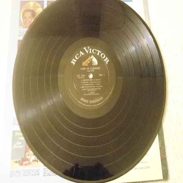 Connie Smith - Cute 'n' Country LP Vinyl Record For Sale